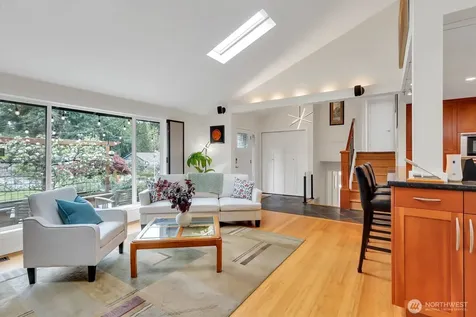 2212 186th Avenue NE Redmond WA 98052