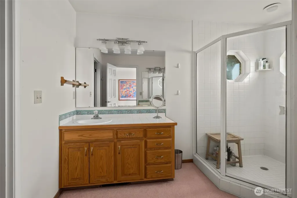 1889 West Beach Road Oak Harbor WA 98277