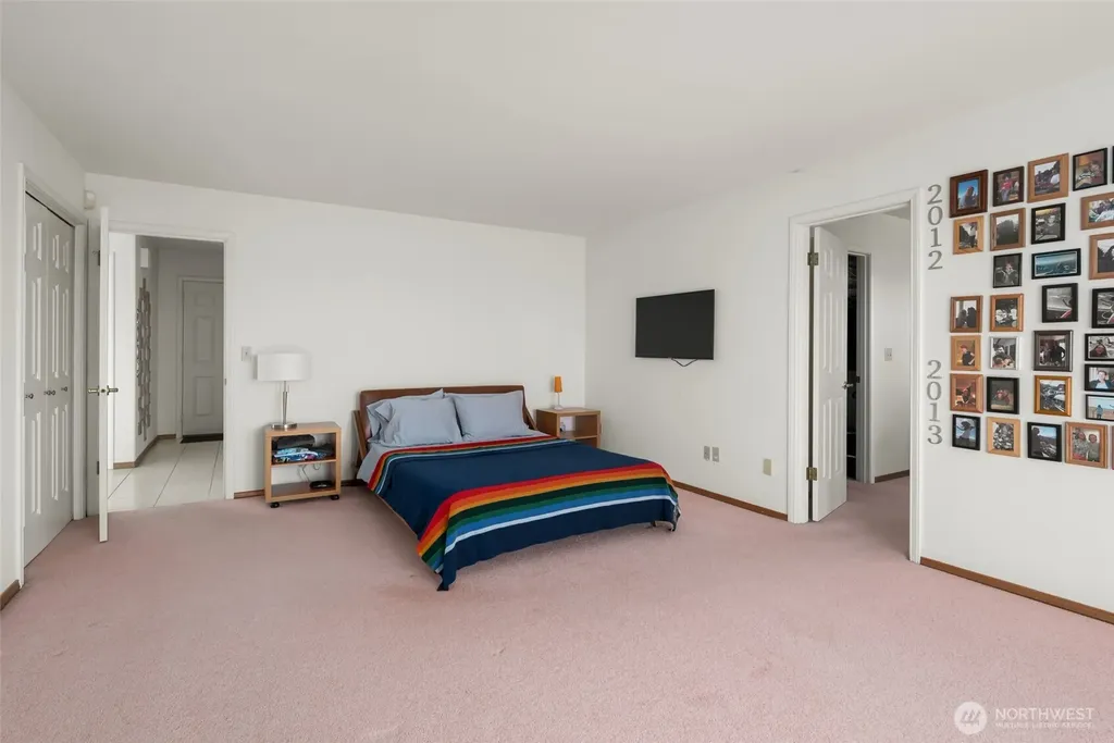 1889 West Beach Road Oak Harbor WA 98277