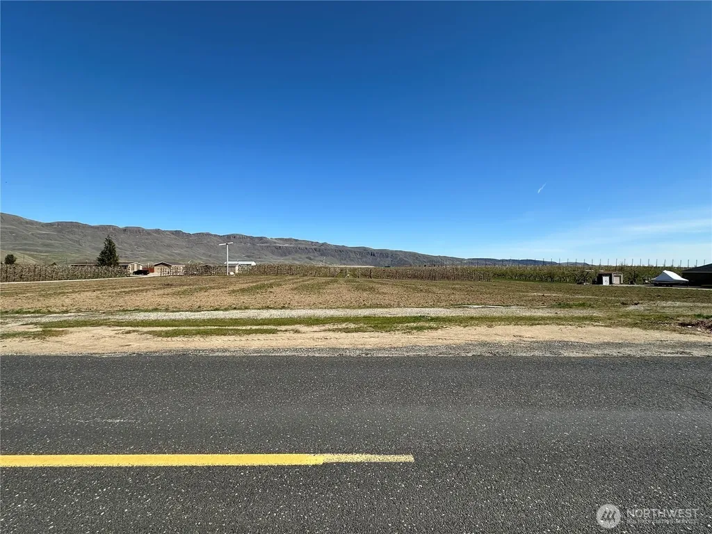 565 S Van Well Avenue East Wenatchee WA 98802