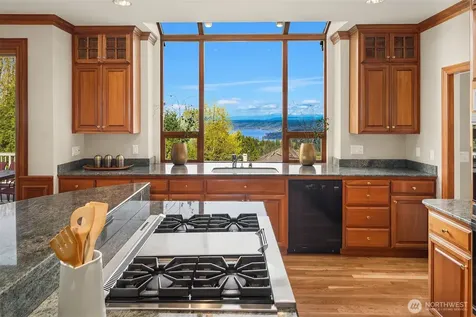 17120 SE 58th Street Bellevue WA 98006