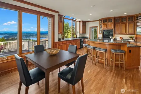 17120 SE 58th Street Bellevue WA 98006