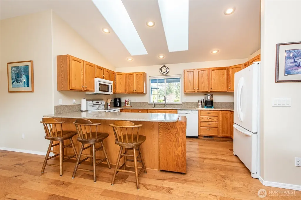 51 W Lancaster Lane Port Angeles WA 98362