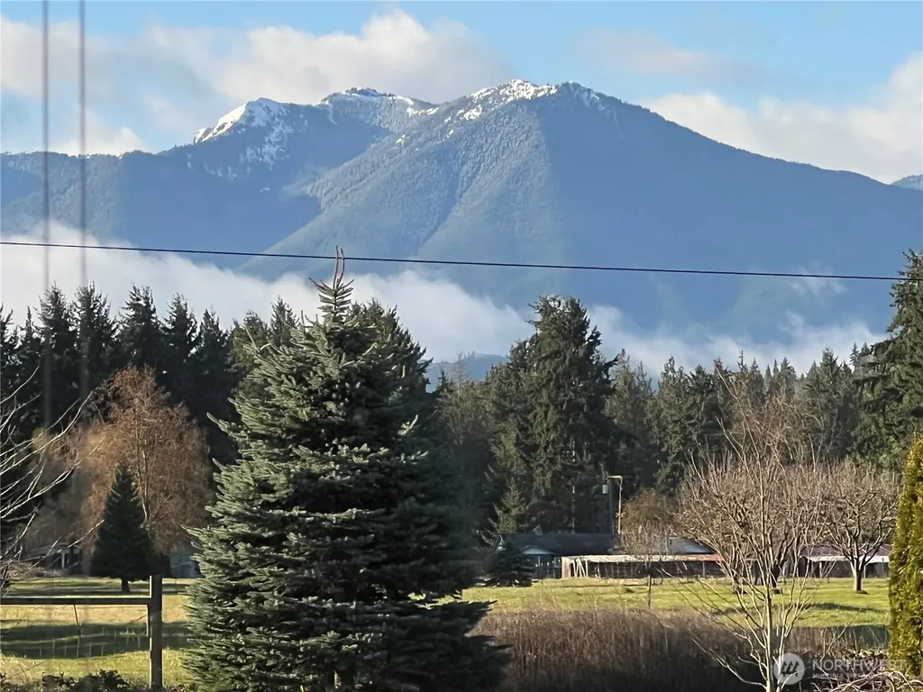 51 W Lancaster Lane Port Angeles WA 98362