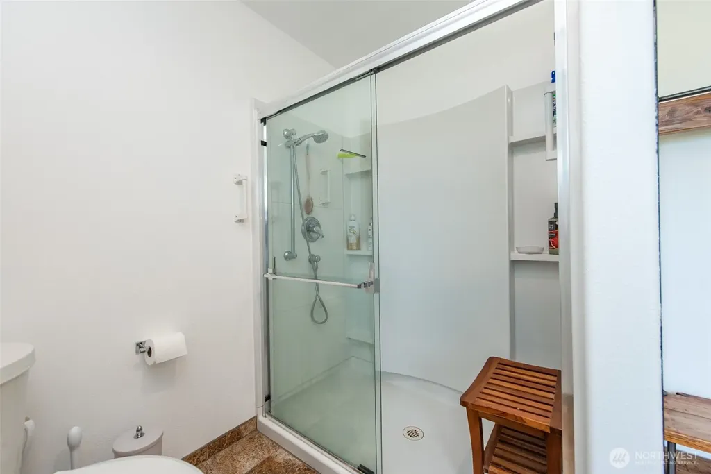 51 W Lancaster Lane Port Angeles WA 98362