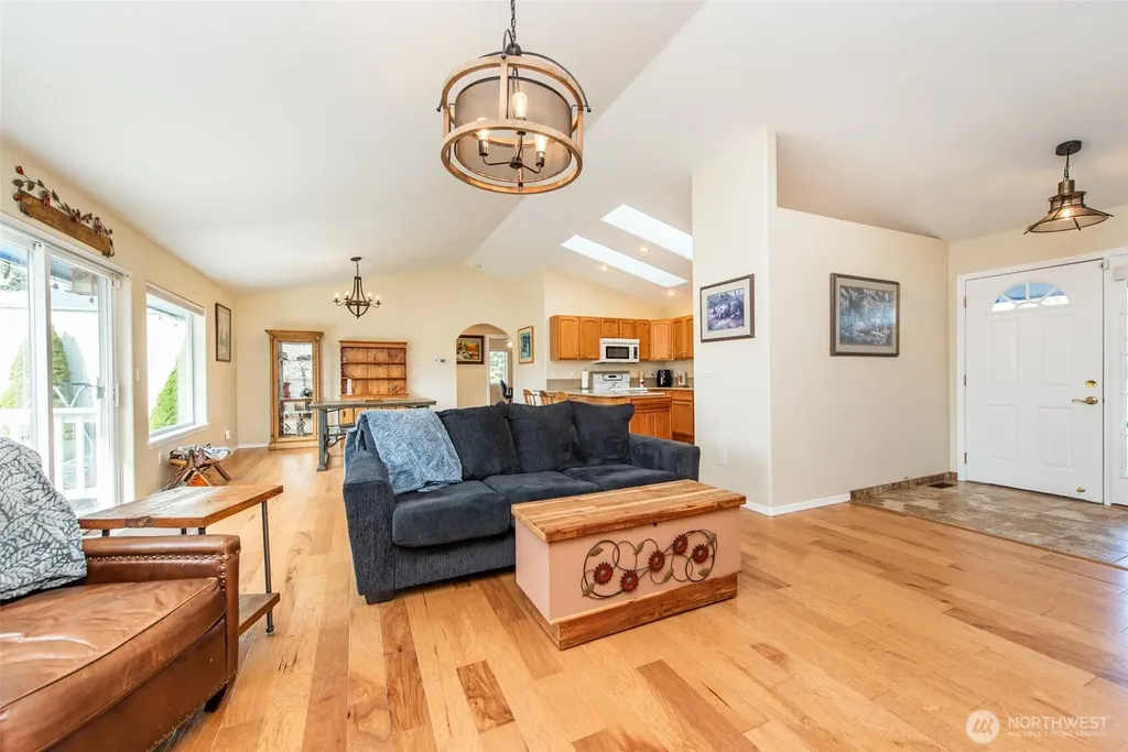 51 W Lancaster Lane Port Angeles WA 98362