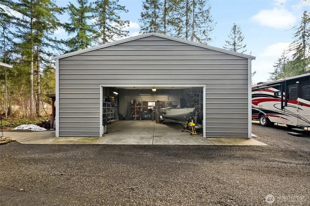 251 N Goldeneye Drive Hoodsport WA 98548