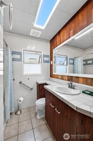 1432 S 56th Street Tacoma WA 98408