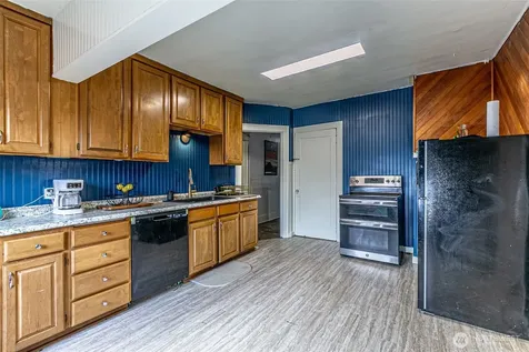 1432 S 56th Street Tacoma WA 98408