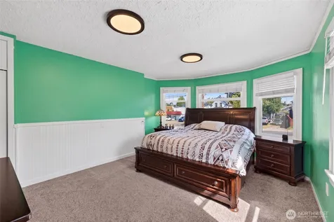1432 S 56th Street Tacoma WA 98408