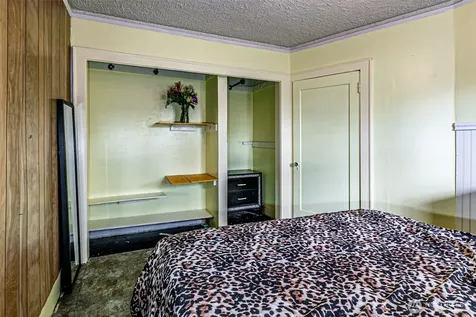 1432 S 56th Street Tacoma WA 98408