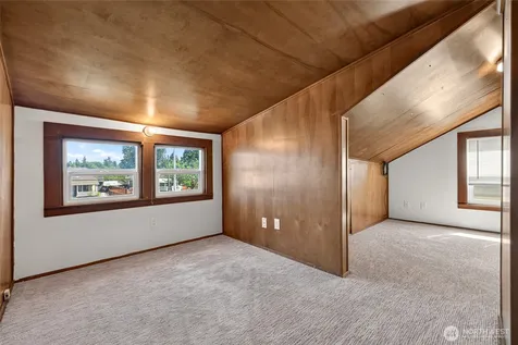 1432 S 56th Street Tacoma WA 98408