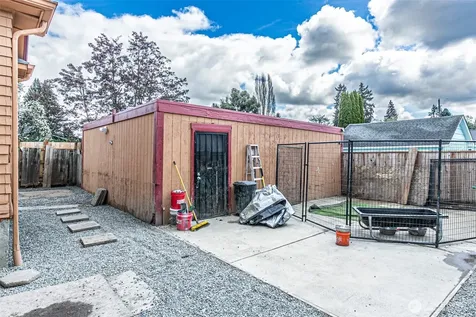1432 S 56th Street Tacoma WA 98408