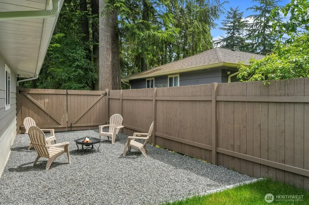 19326 66th Avenue W Lynnwood WA 98036