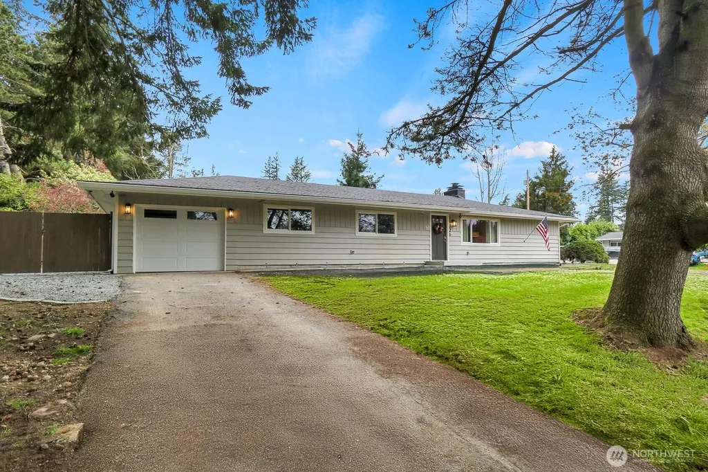19326 66th Avenue W Lynnwood WA 98036