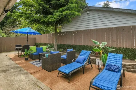 19326 66th Avenue W Lynnwood WA 98036