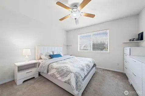 1817 180th Place SW Lynnwood WA 98037