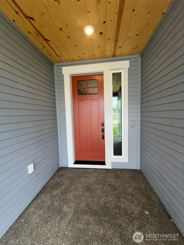 596 Thompson (Lot 18) Drive Enumclaw WA 98022