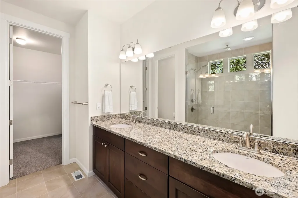 12976 186th Avenue E Bonney Lake WA 98391