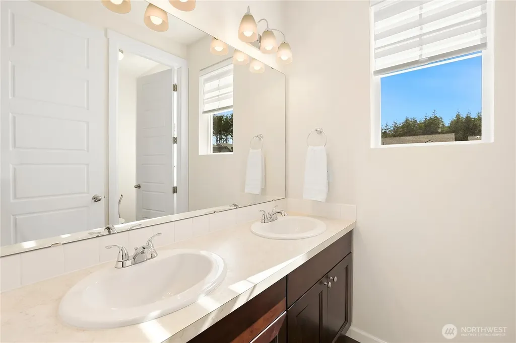12976 186th Avenue E Bonney Lake WA 98391