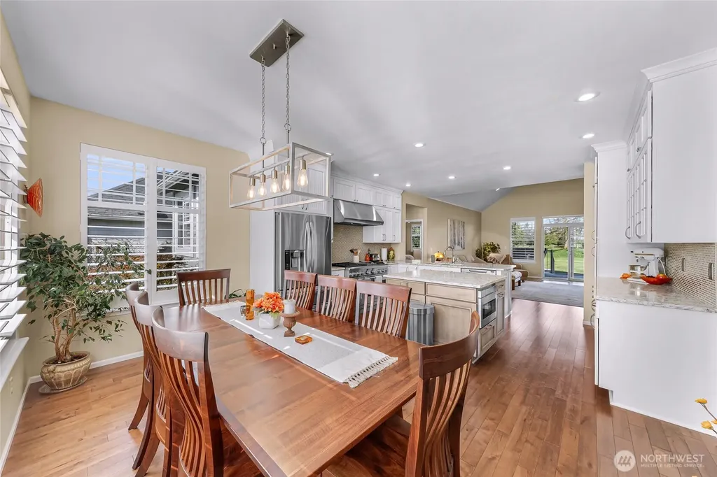 127 E Homestead Boulevard Lynden WA 98264