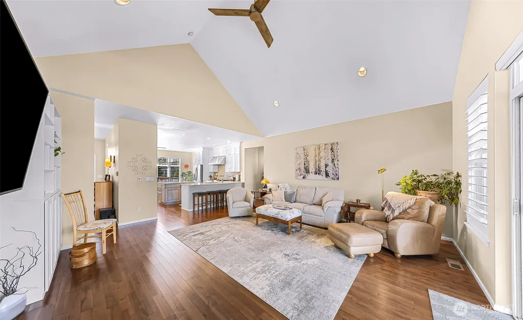 127 E Homestead Boulevard Lynden WA 98264