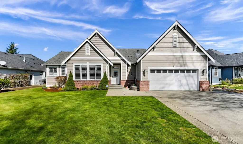 127 E Homestead Boulevard Lynden WA 98264