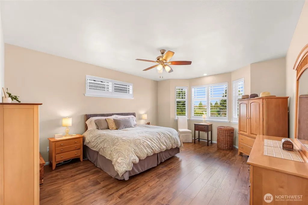127 E Homestead Boulevard Lynden WA 98264
