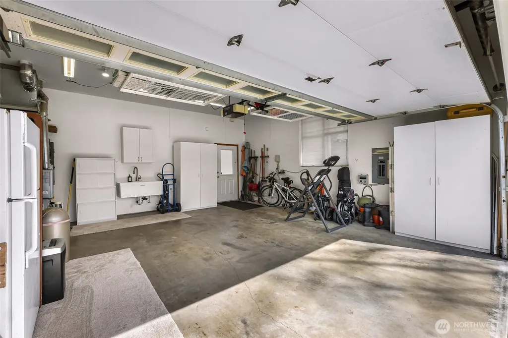 127 E Homestead Boulevard Lynden WA 98264