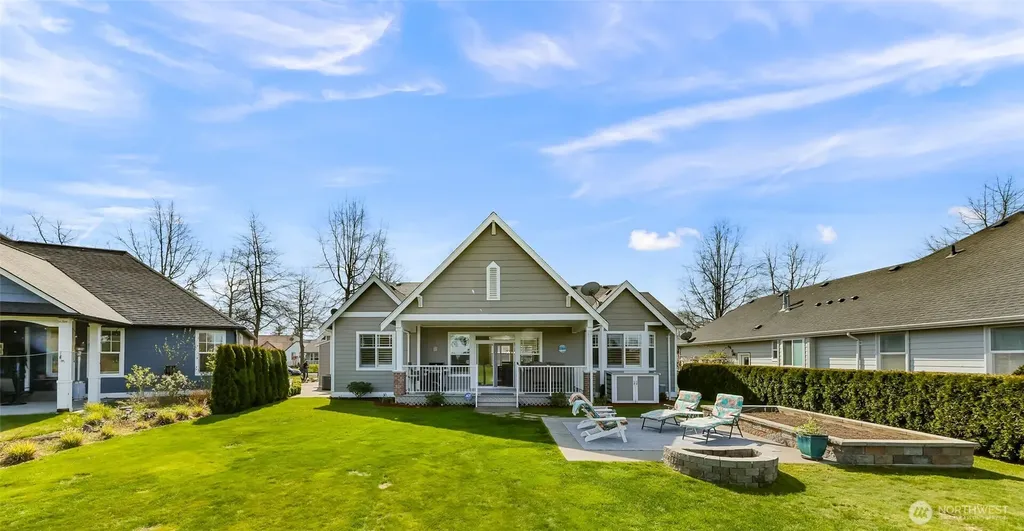 127 E Homestead Boulevard Lynden WA 98264
