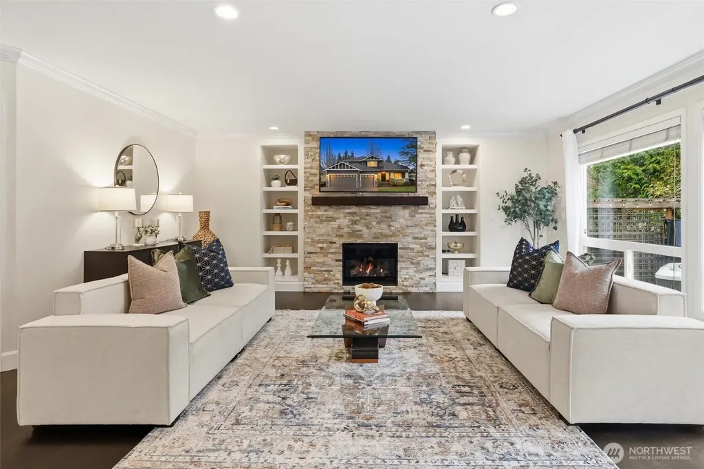 928 271st Avenue SE Sammamish WA 98075