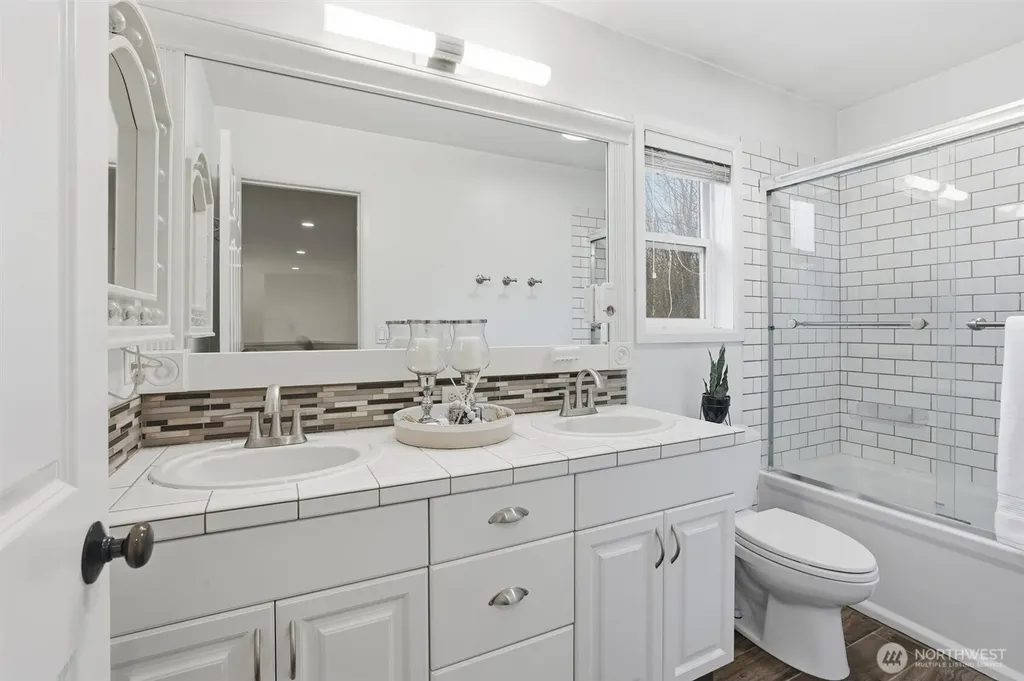 928 271st Avenue SE Sammamish WA 98075