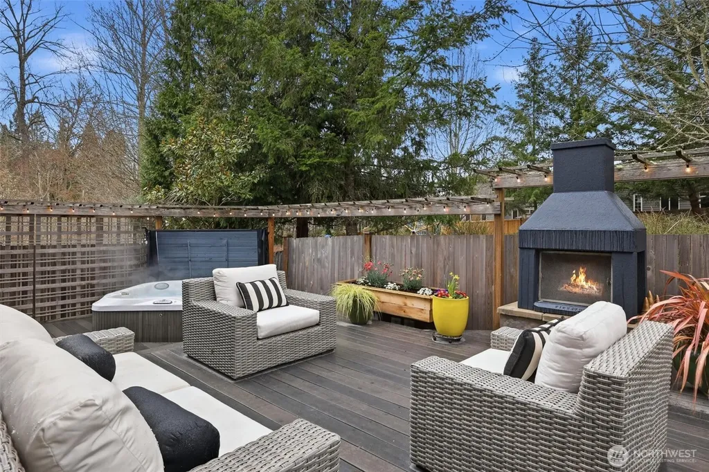 928 271st Avenue SE Sammamish WA 98075