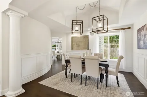 928 271st Avenue SE Sammamish WA 98075