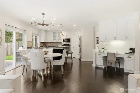 928 271st Avenue SE Sammamish WA 98075