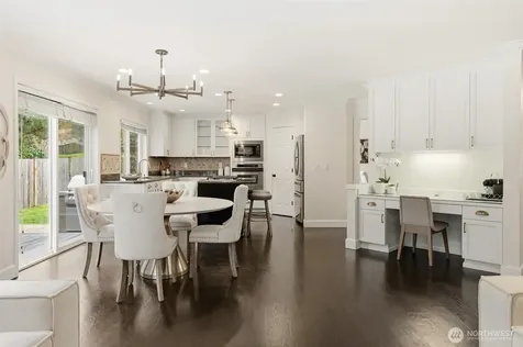 928 271st Avenue SE Sammamish WA 98075