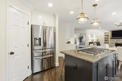 928 271st Avenue SE Sammamish WA 98075