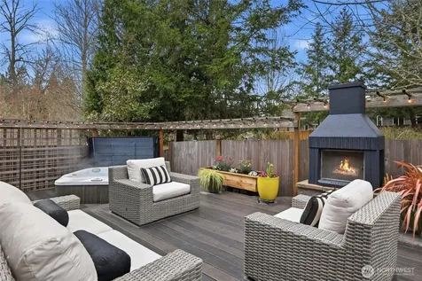 928 271st Avenue SE Sammamish WA 98075