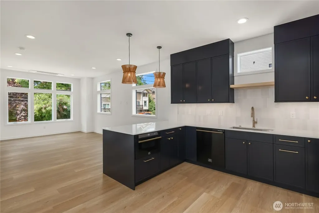 3636 Greenwood Avenue N Seattle WA 98103