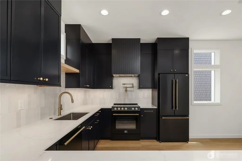 3636 Greenwood Avenue N Seattle WA 98103