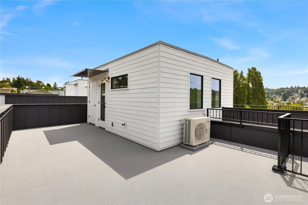 3636 Greenwood Avenue N Seattle WA 98103