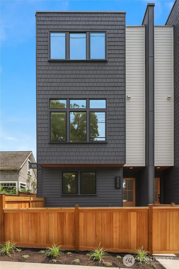 3636 Greenwood Avenue N Seattle WA 98103