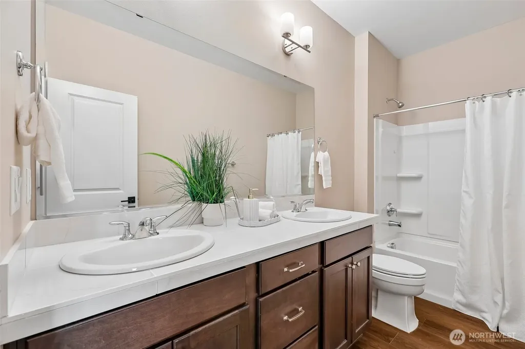 14125 271st Place NE Duvall WA 98019