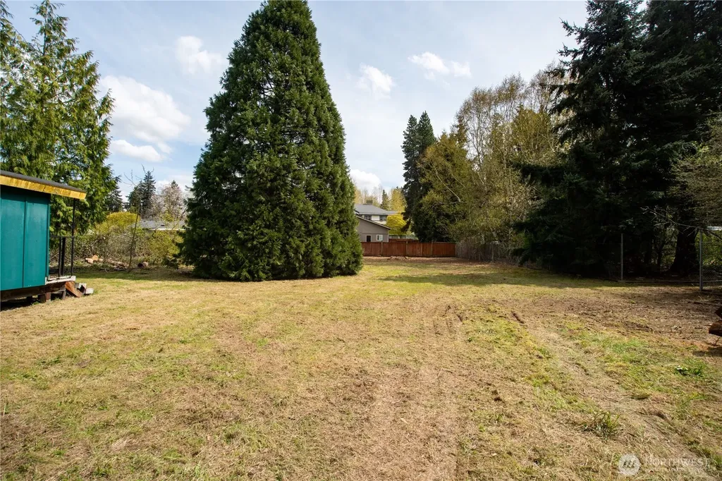 11409 93rd Avenue E Puyallup WA 98373
