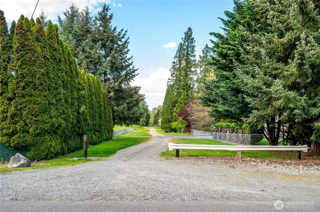 11409 93rd Avenue E Puyallup WA 98373