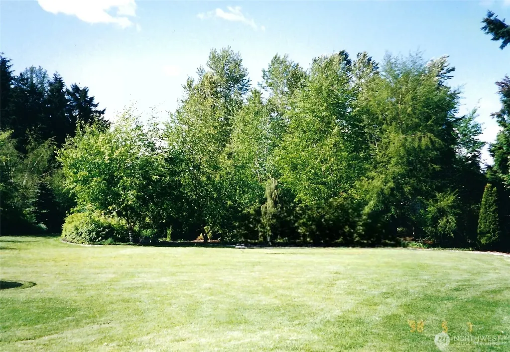 11409 93rd Avenue E Puyallup WA 98373