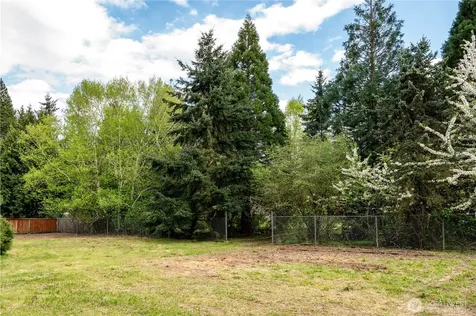 11409 93rd Avenue E Puyallup WA 98373