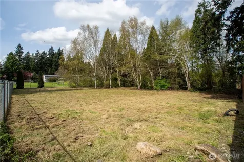 11409 93rd Avenue E Puyallup WA 98373