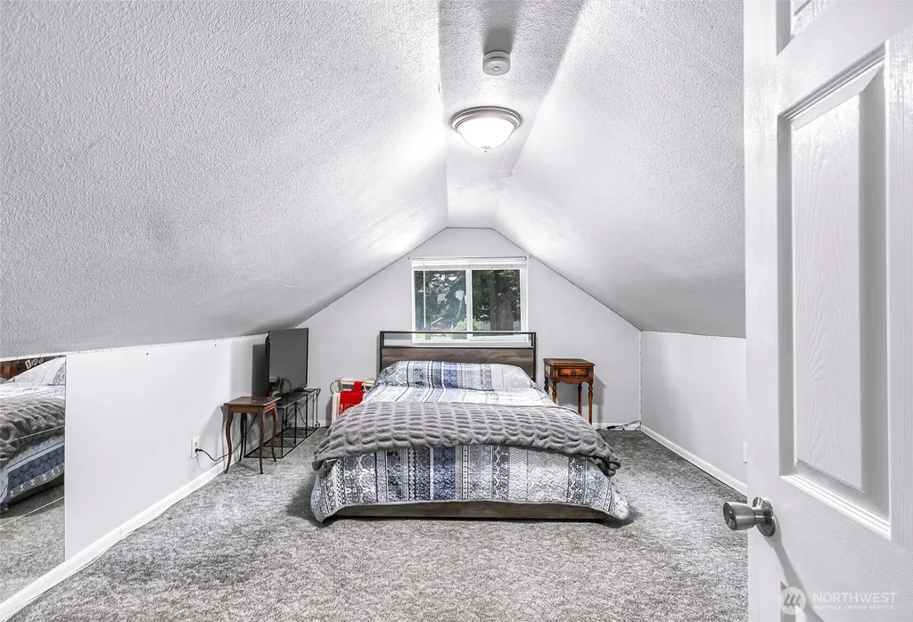 6981 Hannegan Road Lynden WA 98264