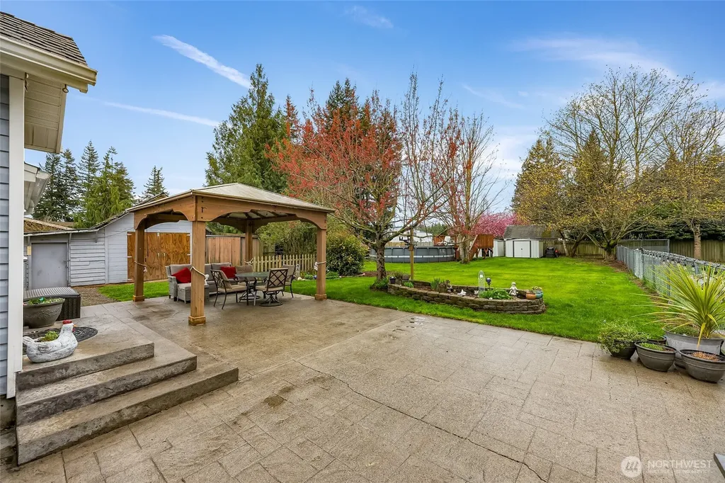 6981 Hannegan Road Lynden WA 98264
